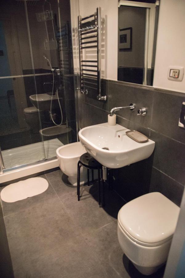 Beautiful And Spacious Apartment Next To Termini 10 Minutes From Coliseum Dış mekan fotoğraf